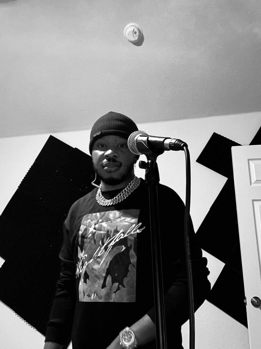 Tizbami's tweet photo. Enjoy your day by listening to With U by @amprotocol1 , no cap bruhhh... the song is lit♨️🔥  #ProtocolWithU 

Click here to listen😌👇🏽
https://t.co/WKBE11rPFx https://t.co/vySEIpbazh