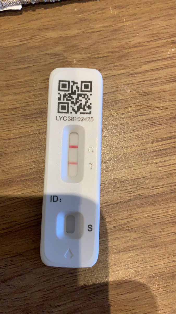 All week more and more students in my classes were getting Covid everyday. I suspected it’d be a matter of time for me! Thought the pandemic was “over” 😂😬 #CovidRound2