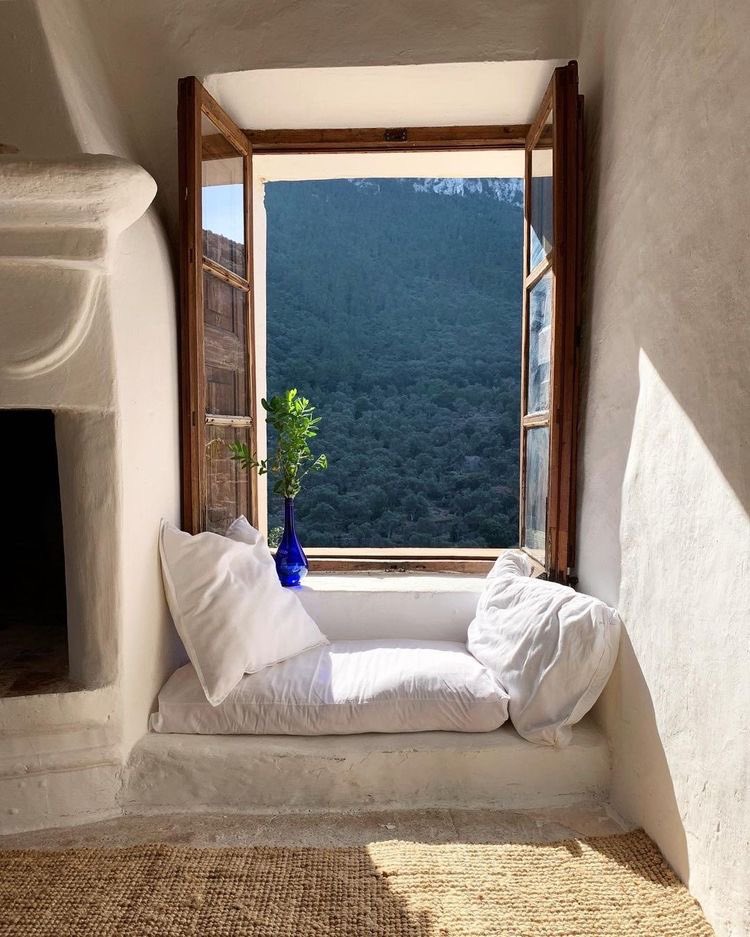 this is a perfect place to read