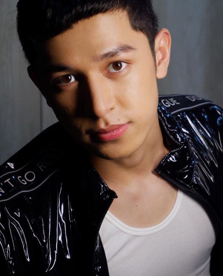 AllForAljonOFC_'s tweet photo. More of Aljonβs look on #ASAPlangSAKALAM π
#AljonMendoza @AljonMendoza_ https://t.co/7NwvpvnwAg