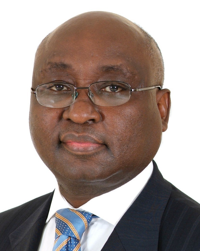 Uganda High Commission KIGALI (@ughighcommrwa) on Twitter photo Dr. <a href="/DonaldKaberuka/">Donald Kaberuka</a>, former President of the <a href="/AfDB_Group/">African Development Bank Group</a>, has represented H.E <a href="/PaulKagame/">Paul Kagame</a> and the <a href="/RwandaGov/">Government of Rwanda</a> at the burial ceremony of the late Prof. Tumusiime Mutebile former governor bank of Uganda.
He traveled through Gatuna-Katuna border post to the burial ceremony in Kabale Dr. <a href="/DonaldKaberuka/">Donald Kaberuka</a>, former President of the <a href="/AfDB_Group/">African Development Bank Group</a>, has represented H.E <a href="/PaulKagame/">Paul Kagame</a> and the <a href="/RwandaGov/">Government of Rwanda</a> at the burial ceremony of the late Prof. Tumusiime Mutebile former governor bank of Uganda.
He traveled through Gatuna-Katuna border post to the burial ceremony in Kabale