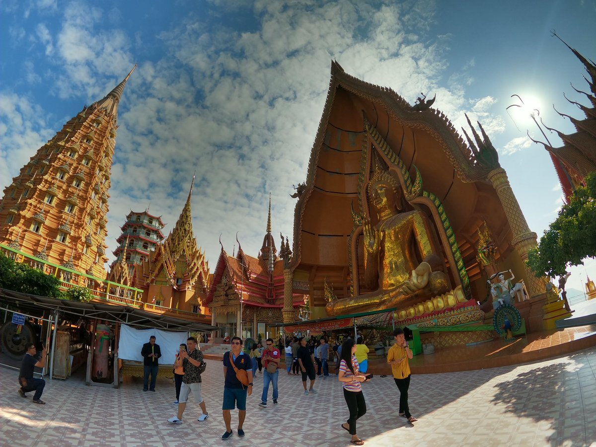 #วัดถ้ำเสือ #SuaCaveTempleKanchanaburi #กาญจนบุรี #เที่ยวกาญจนบุรี #gopro #gopro8black #คนนอกกรุง #AmazingThailand

วัดถ้ำเสือ จ.กาญจนบุรี | Sua Cave Temple Kanchanaburi เดินขึ้นไปไหว้พระด้านบนสูง ชมวิวได้รอบวัด