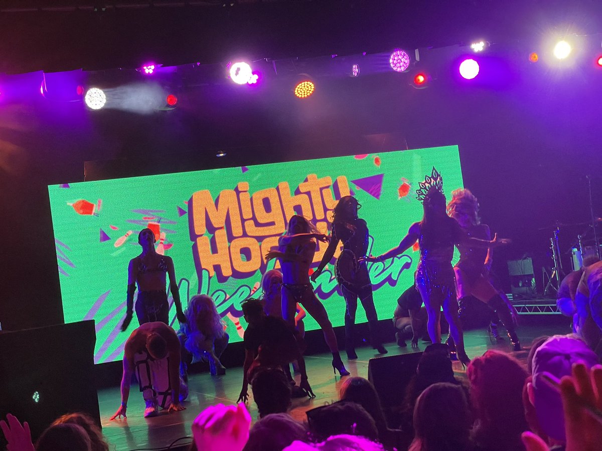 jdaykin's tweet photo. Been weird but wonderful to be back out dancing with the wonderful #MightyHoopla communityโฆ guided to Butlins by Sink the Pink, B*Witched, Atomic Kitten, Sophie Ellis Bextor, Vengaboys, Nadineโฆ and I brought the Cheryl. #FightForThisLove #MightyHooplaWeekender ๐ณ๏ธโ๐๐๐คฉ https://t.co/KUeHlT1ava