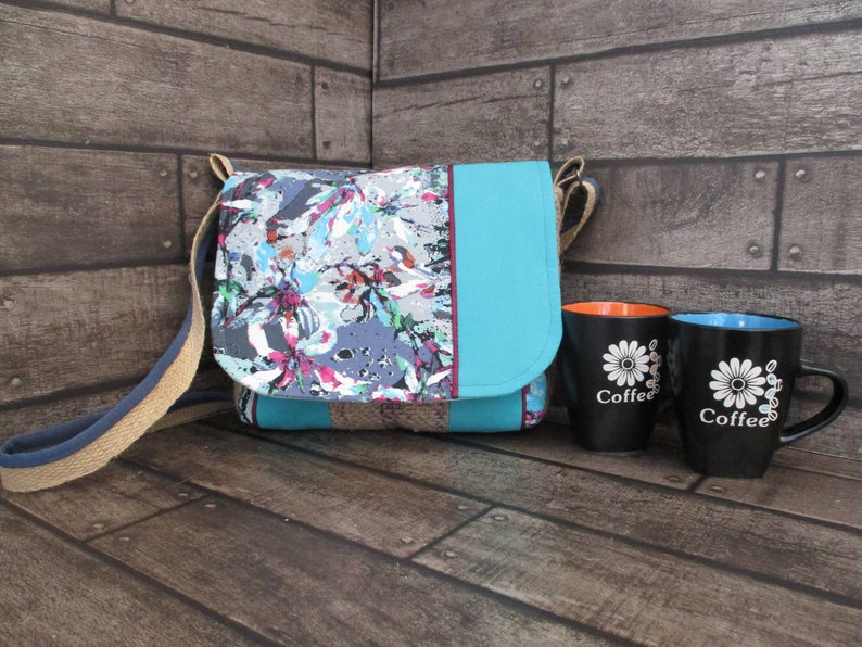 We added some new shoulder bags to Etsy this week. What do you think? #WelshCraftHour #MHHSBD
etsy.com/uk/shop/BeenSa…