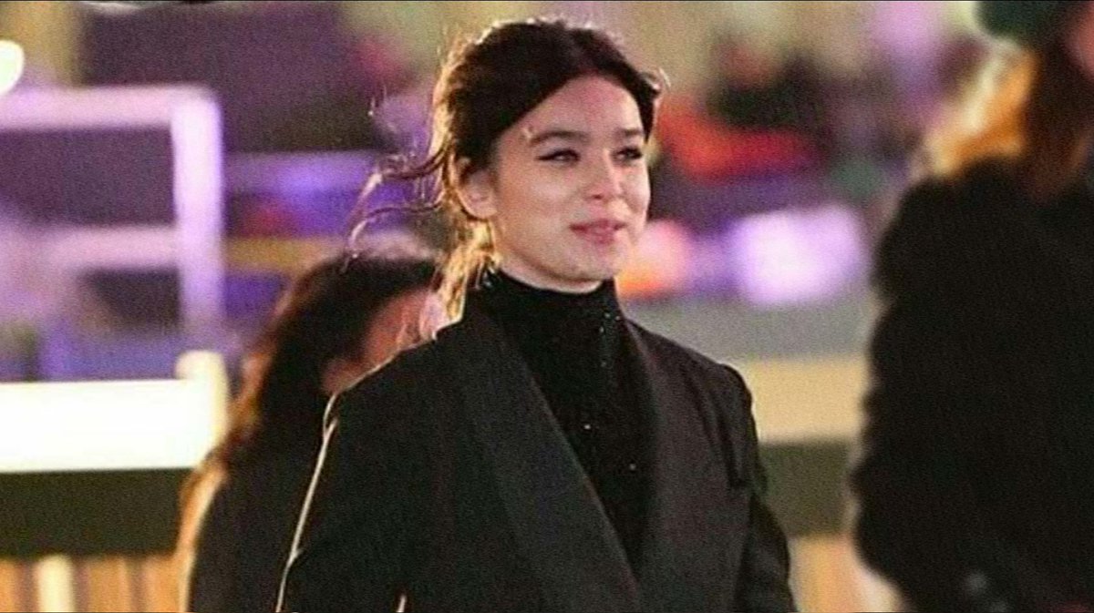 archivesbishop's tweet image. kate bishop smiling to bless your tl &amp;lt;3