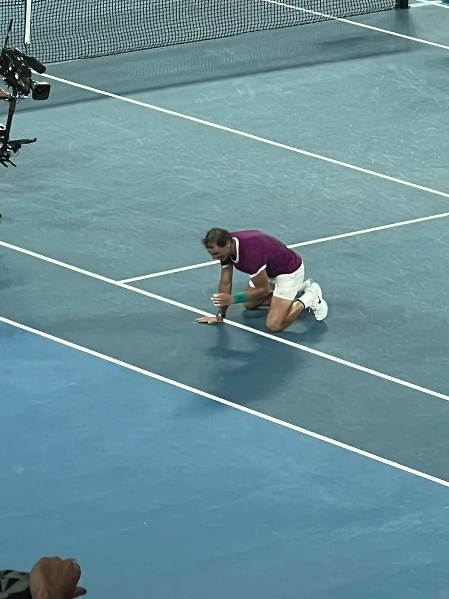 One of the greatest strategies of all time is to simply hang around. When things are not going your way, just hang around. Don’t go away. Things change. Seasons change. Night can turn to day. 20 can turn to 21 if you just… hang around. 🇪🇸🎾. 
Congrats Rafael #Nadal 👏👏 #AusOpen