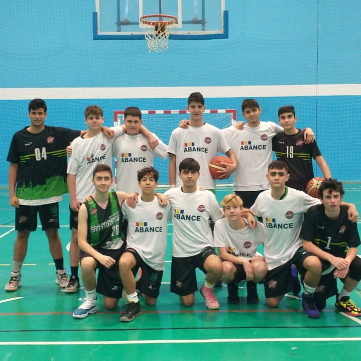 CBSFDO's tweet photo. Complicada salida del Cadete #Abance en Chipiona, que se saldó con derrota de los nuestros.
Mucho ánimo chicos, nueva semana para darlo todo en los entrenamientos!!
💚🖤🏀 https://t.co/T1JooEMDfx