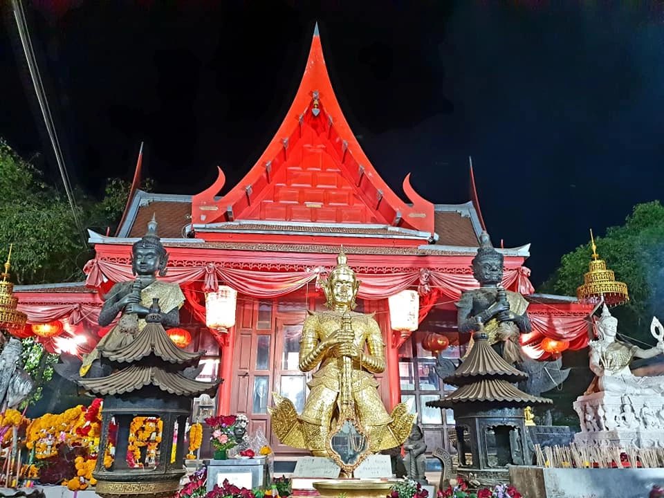 อยากไป ~ 
komchadluek.net/kom-lifestyle/…

 #วัดจุฬามณี