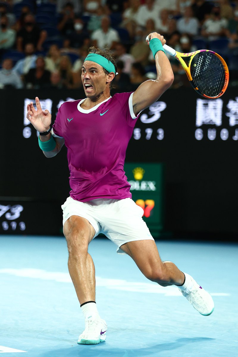hammer mini Oops Marele Rafael Nadal a cucerit Australian Open 2022 după o revenire epică în  finala cu Daniil Medvedev! Video Online. „Matadorul" i-a depășit pe  Djokovic și Federer la numărul de Grand Slam-uri