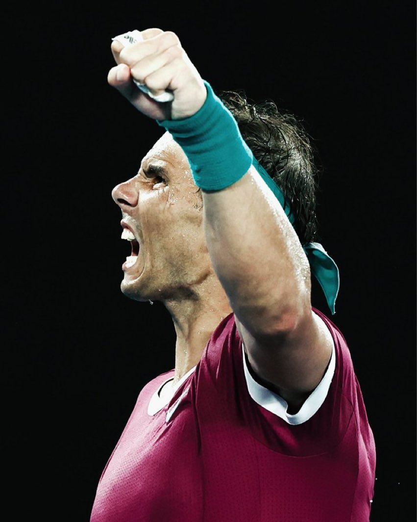 Inanilmaz... Majesteleri alinmasin fakat bu donusleri ondan iyi yapan yok. #AusOpen