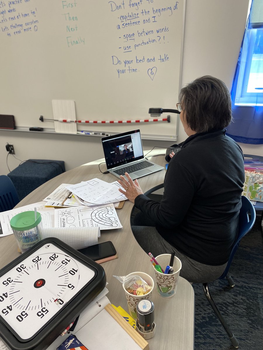 SunshineBees's tweet photo. This is dedication and determination. Sunshine teachers are the best! Thank you for 4 fabulous days of AMI. #beebright @officialSPS https://t.co/340z6BikhN
