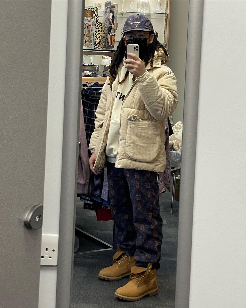 EthanTyner16's tweet photo. Tailored to travel 🧳 https://t.co/8XonexioWJ