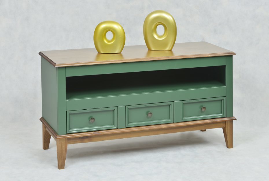 StureMoveis's tweet image. Rack 3 gavetas madeira e laca
Medida: 1.15x0,65x0,41
Valor: 990,00 parcelado 6 vezes

Venha nos visitar:
Feira da torre de tv Bloco A Box 15
Quinta a Domingo das 9:30h as 17h

Showroom
QE 40 conj R Lote Guara II
Segunda a Sexta das 9:30h as 17h