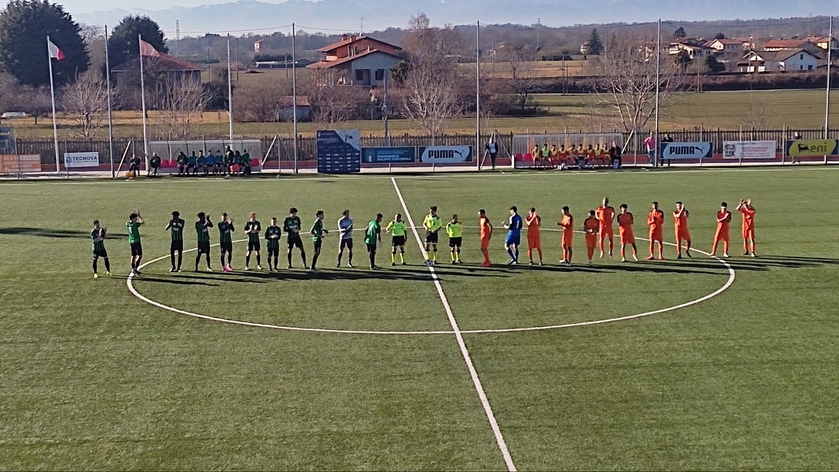 oleggiosportiva's tweet photo. Tutto pronto ....per l'inizio gara ......partiti .....Forza Orange https://t.co/QgRuW2SeXO