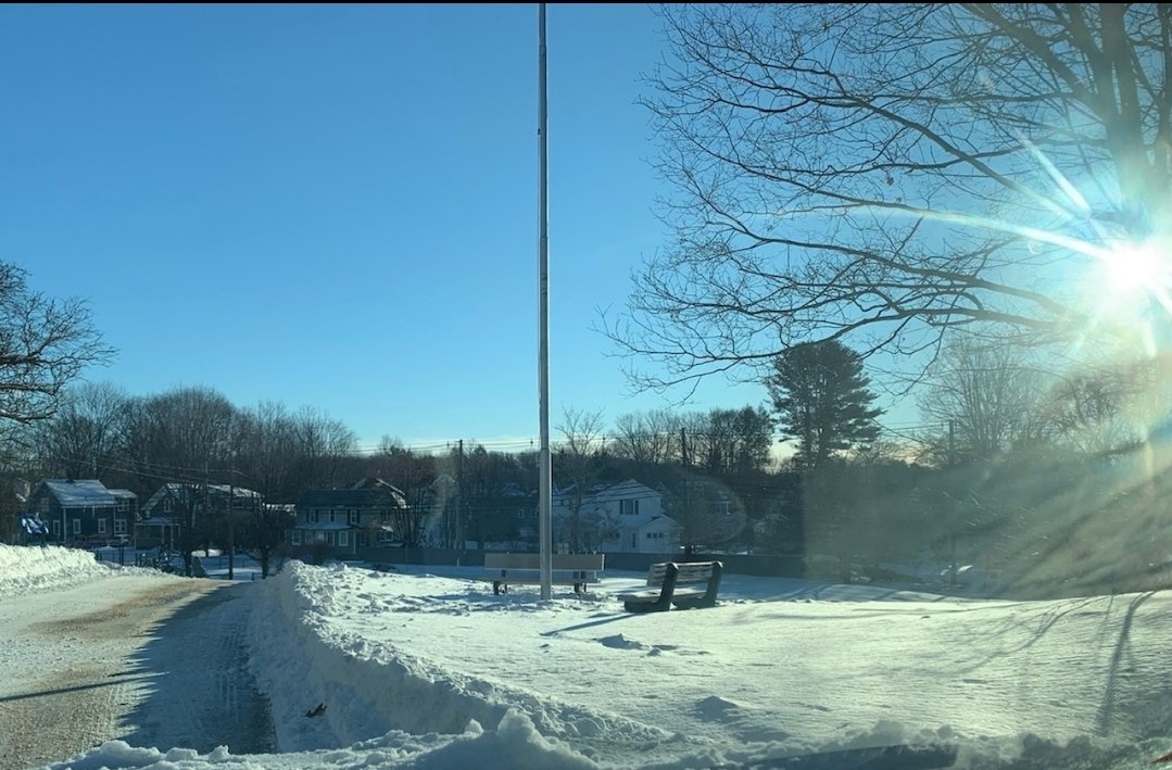 There’s no such thing as cold, only underdressed! Bundle up and come on down to the Johnson hill for hot cocoa, munchkins, popcorn and snowman making supplies! BYOS (bring your own sled). Event starts at 10:30 and is not drop off.