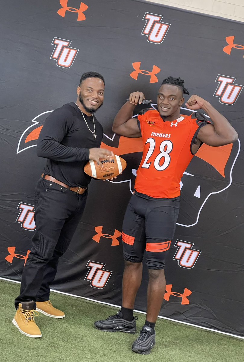 Daryl Smith Jr tweet media