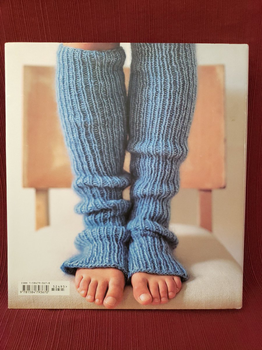 quilts_more's tweet image. Last Minute Knitted Gifts By Joelle Hoverson, Booties, Potholder, Pullovers, Scarfs, Floor Cushion, Yoga Mat Bag, Drawstring Pouch, Sweaters tuppu.net/9a1772f7 #Etsy #ImagineQuiltsAndMore #KnittingSweaters