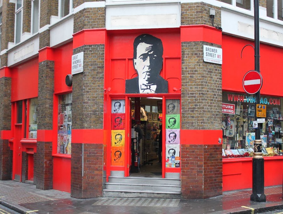 simonemarie4's tweet image. i miss the vintage magazine store on brewer st.. used to love going downstairs rooting through all those old nme and melody maker mags when they were the size of newspapers..