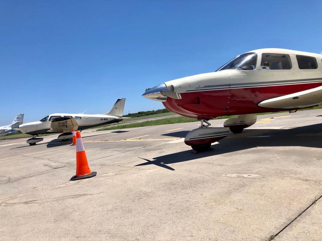 Los aviones de escuela listos para volar