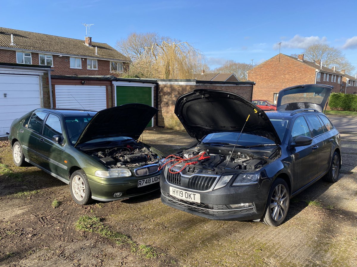 ClarkesLatin's tweet photo. Not only did I succeed in jump-starting the Rover (whoโd a flat battery from being in the garage a few weeks), I had to roll her down a slope out of the garage and then stop a moving vehicle with my bare hands! Anyone else for a quick bang? #rover #manswork #topenergy https://t.co/KnpFpDE9FU