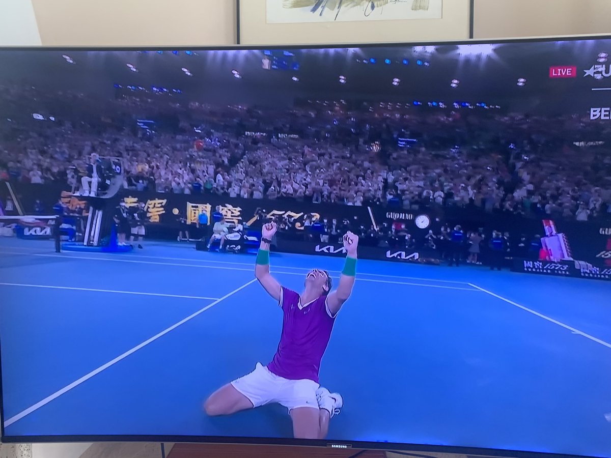 Resiliencia… ÍDOLO … DON RAFEL NADAL 21 GS 😭🔝💪🏻 cuánto tenemos que aprender de ti…