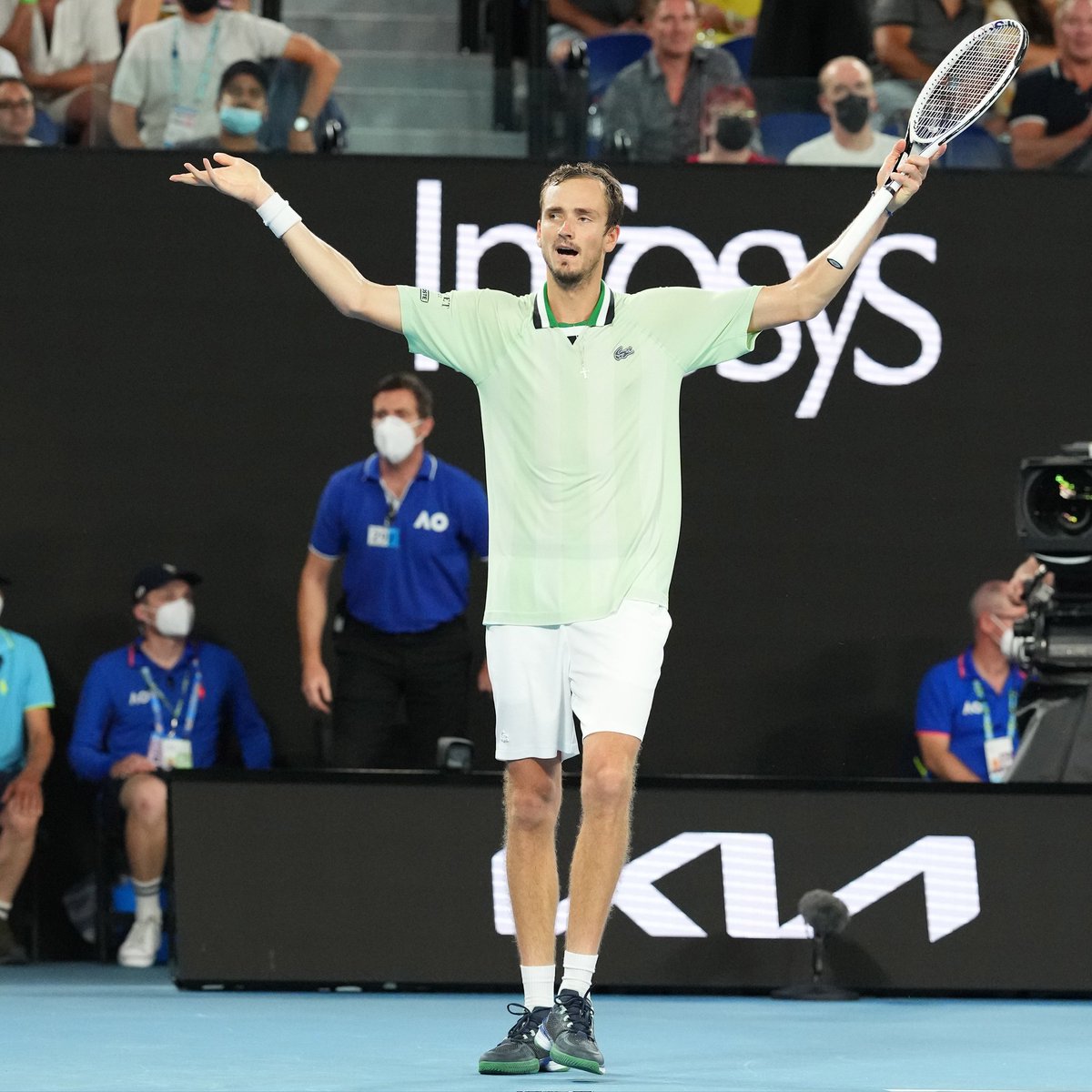 FennysoN's tweet photo. #21 🔥🔥🔥🔥VAMOS!!! Legend 🎾
Rafael Nadal will serve to win his 21st Grand Slam.
👑 RAFAEL NADAL 👑
1️⃣3️⃣ Roland Garros
4️⃣ US Open
2️⃣ Wimbledon
2️⃣ Australian Open
#AusOpen22 #Rafa21 #AO2022 #AustralianOpen2022 https://t.co/YyR6qImehG