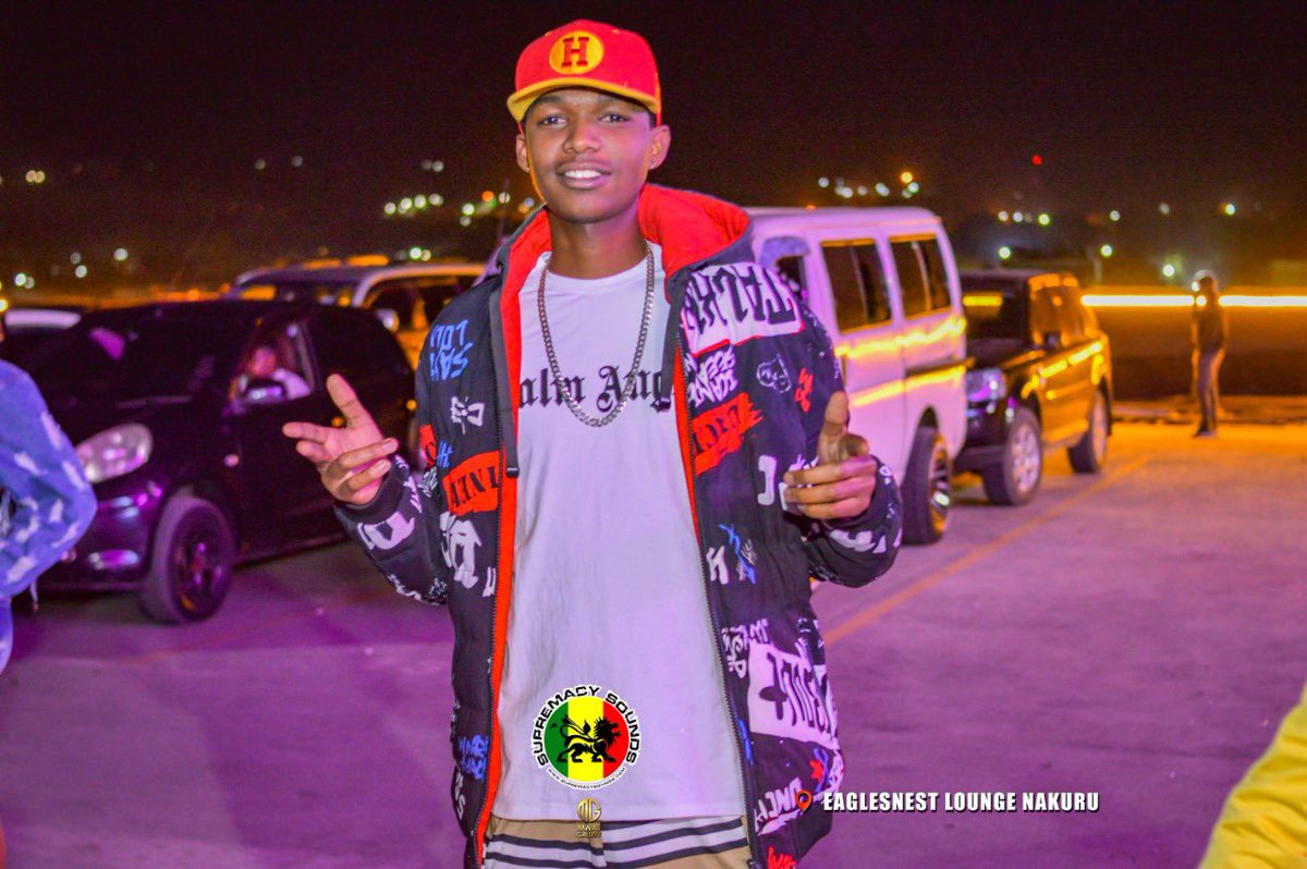 McMasilver's tweet photo. Happening NOW...
REGGAE SUNDAYS NAKURU
At Eaglenest Lounge and Grill located at the new Golden Life Mall Rooftop NAKURU.
#IrieginalBugiBugi
#SupremacySounds https://t.co/HaoQbq4RJP