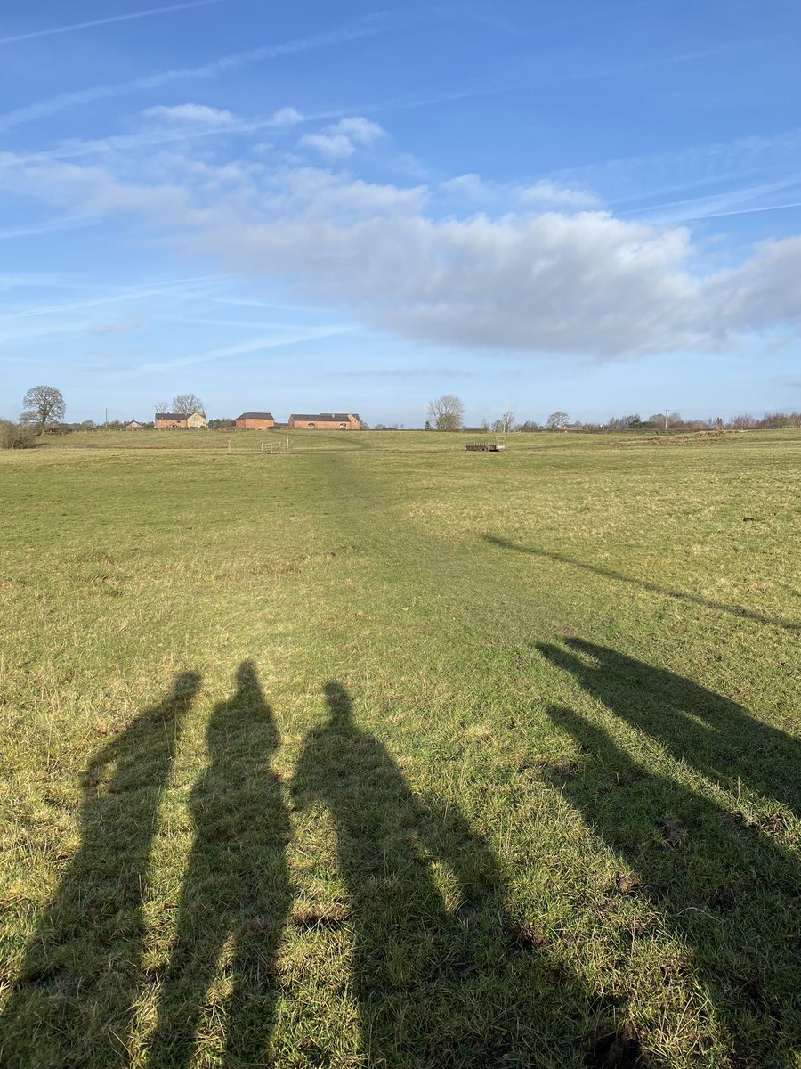 Runforyourmind2's tweet photo. Perfect day for my first Sunday social run with Congleton Harriers ☺️ #10milerun #CHESHIRE #trailrunning #Countryside #ukrunchat #running #Runner #thisgirlcan https://t.co/TjUMDlQjtF