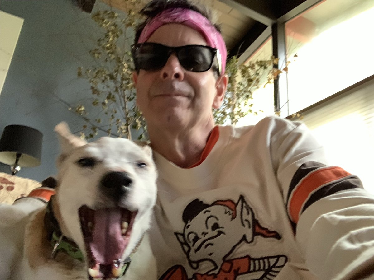 rocky985's tweet image. Off to the Dawg Pound in the sky. Jackson was always happy in the short time we had him. ❤️🐾❤️ #RIPJackson #shelterdogs