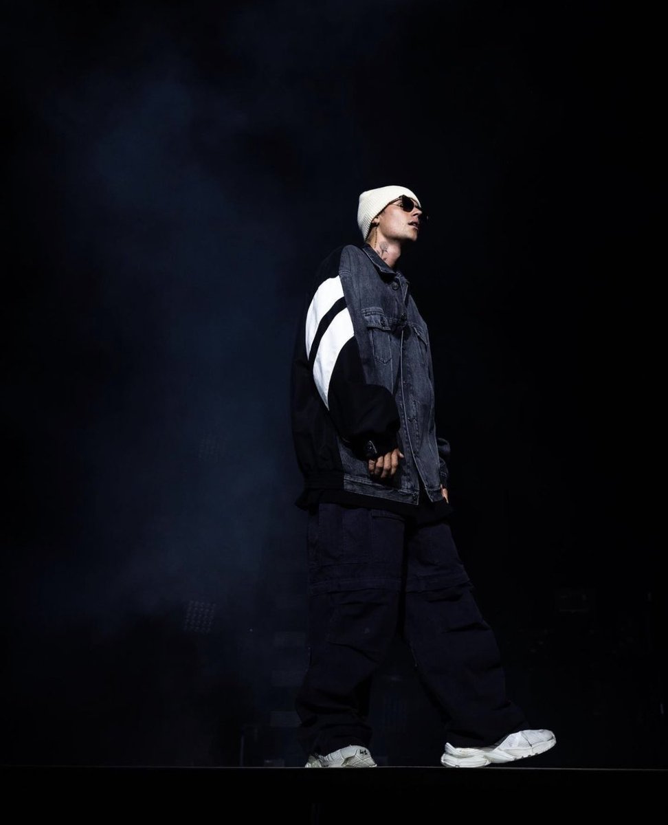 defjam's tweet photo. Bieber 🔥 https://t.co/NmpUOEaoiD