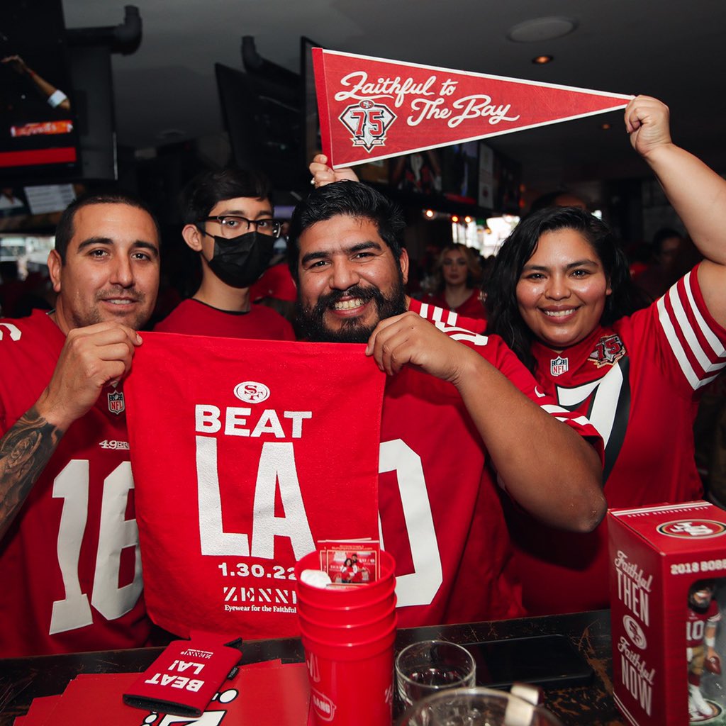 49ers's tweet photo. The Faithful were out in full force at the LA Invasion presented by @zennioptical ❗️ https://t.co/GdsmilmGcy