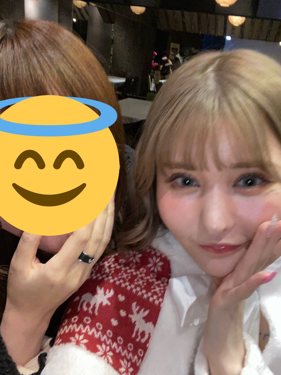 mashu0214's tweet photo. クリパの時のやつ
たくさん連写して撮ってたからブレまくりだけど、それでも頑張って撮ってくれたり疲れててもたくさん愛を与えてくれる戦慄かなのちゃんずっと好きだよ
3年くらい推してるけど変わんない！！貰いすぎなくらいたくさん愛を与えられてるよ、いつもありがとう
もっと応援させてね大好き！ https://t.co/aU1dUtIYAd