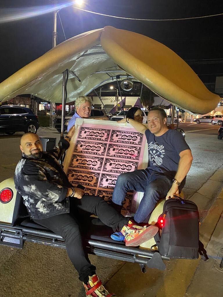 🎨PHYSICAL ART GIVEAWAY💰 
📌Feb 7th🗓️

Join our discord⛓️ and reach level 3📍 member status to qualify

<a href="/nabylc/">Nabyl Charania</a> #nft #tunneymunney #inthemunney <a href="/ArtBasel/">Art Basel</a> <a href="/IlluminatiNFT/">Illuminati NFT</a> <a href="/DoodlesNft/">ElMa</a> #metaverse #todayistheday <a href="/Blakeian/">Blake Ian</a>