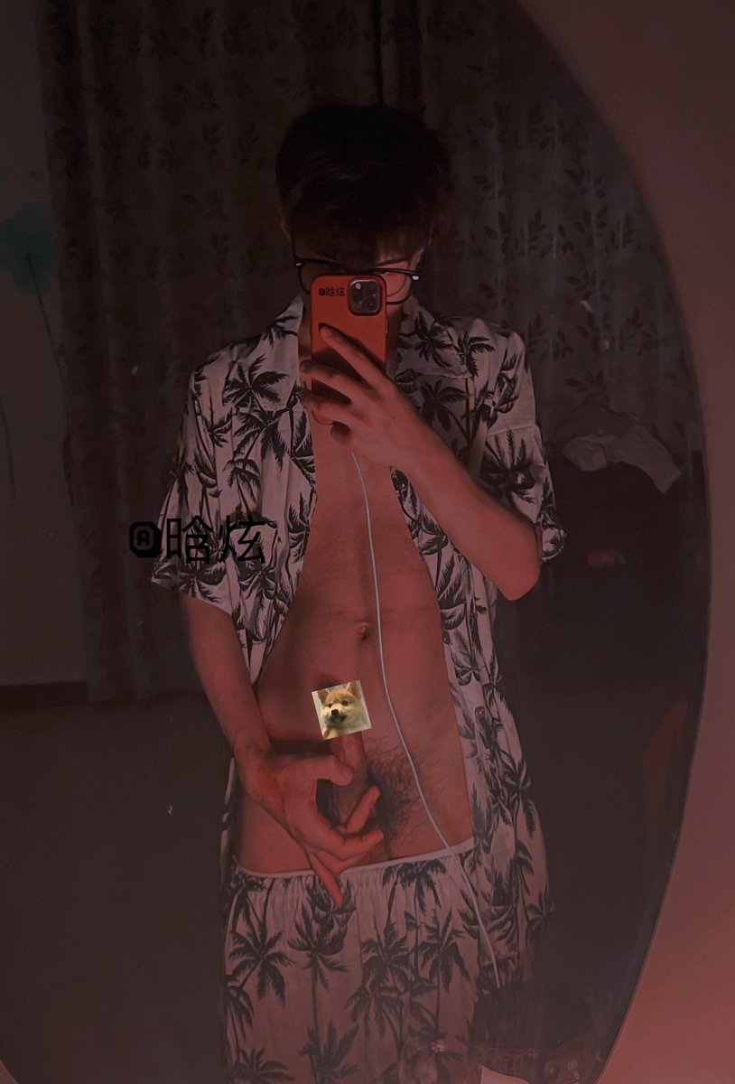 coollhx's tweet photo. 在吗看看🍑#gay  #纯1  #同性  #三亚约炮 https://t.co/yNYP7dusLh