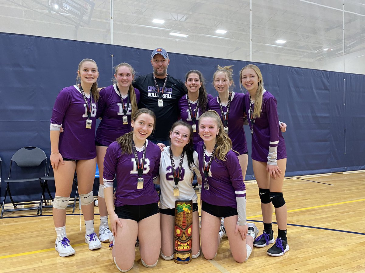 Onalaska Hilltoppers Volleyball tweet media