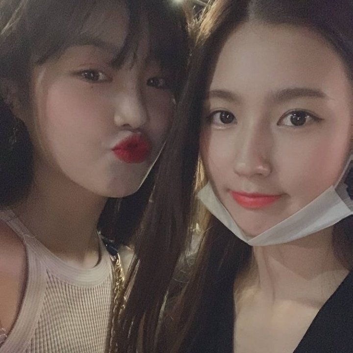 happy birthday to our little ball of happiness! thank you for always working hard, we love you so much 🍓 <3

HAPPY BIRTHDAY MIYEON 
#GoldenHeartMiyeonDay 
#조기요_미연이_생일이라고요