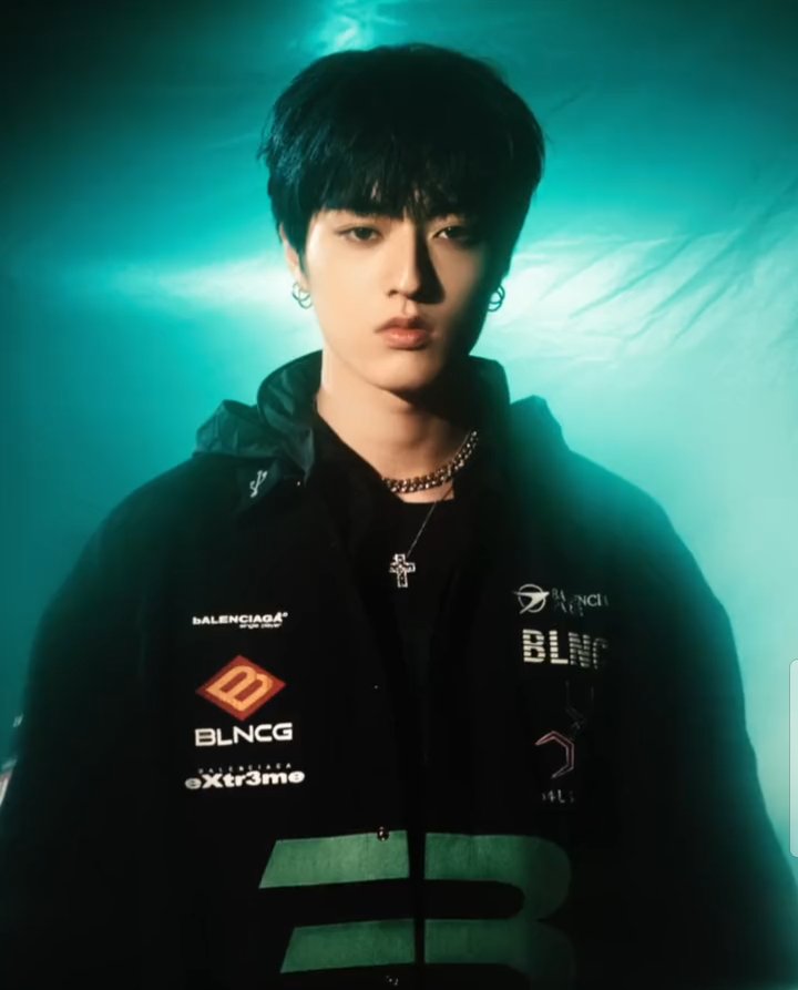 FKXBZe8VUAIk4D6?format=jpg&name=900x900