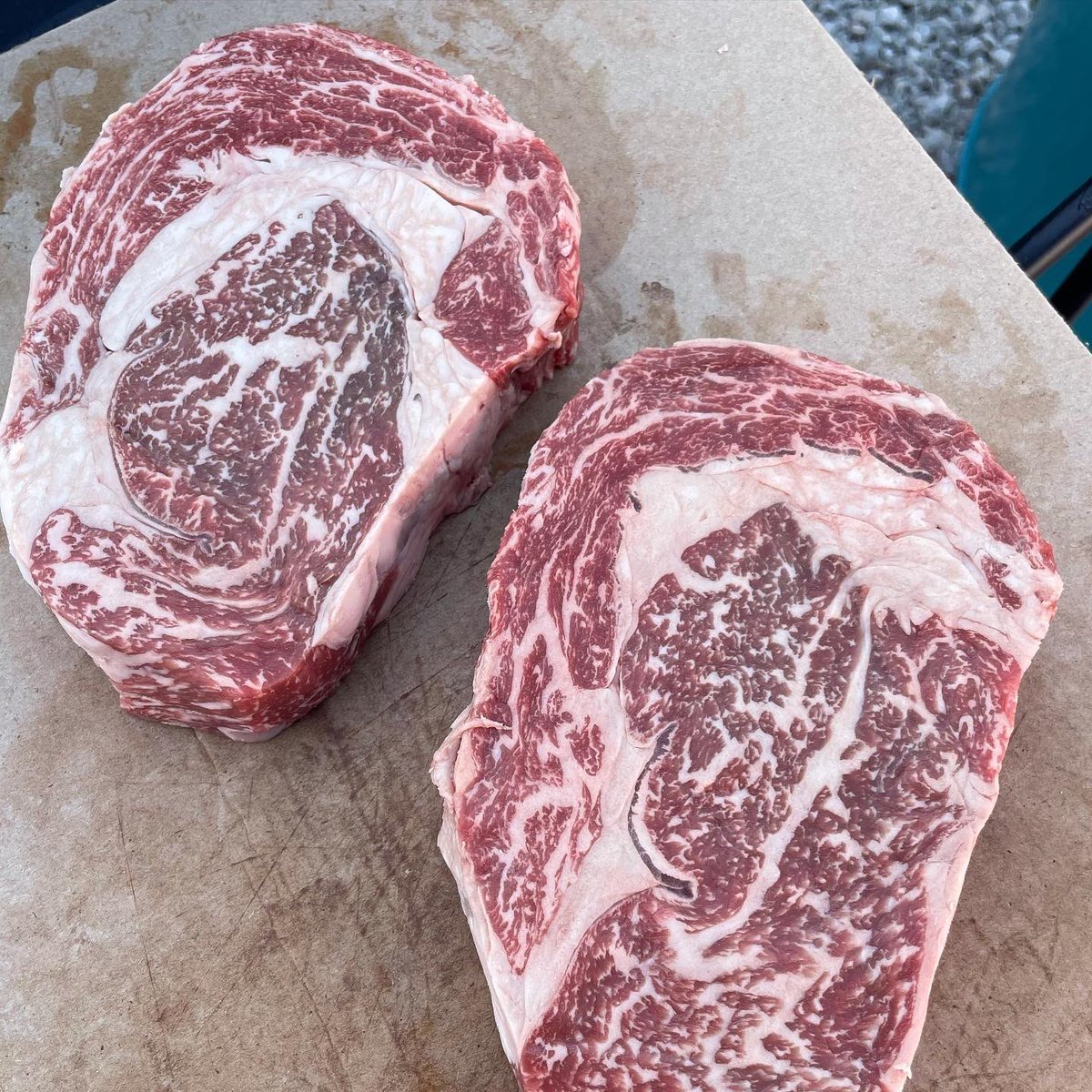 Prairie_smoke's tweet photo. So, we cooked ribeyes in Texas this weekend and got 16th place out of 299 teams ๐๐ We seasoned the steaks with #steakShake right out of the bottle.
Steaks: gold grade Wagyu, and prime ribeye caps to fill the box.
Sauce: snow crab cream sauce https://t.co/9Ybuyv9tQm