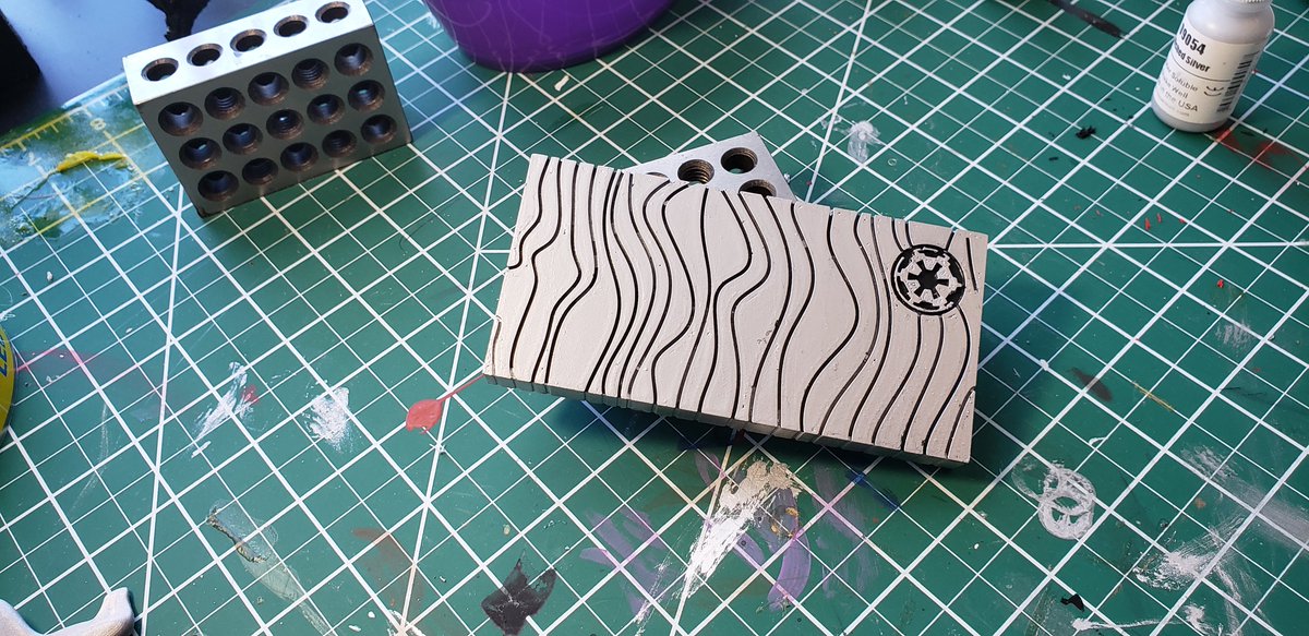 knightsofwhen's tweet image. #3dprinted #mandalorian #starwars #cosplay #Beskar  #prusa you can download the print at prusaprinters.org/prints/125570-…