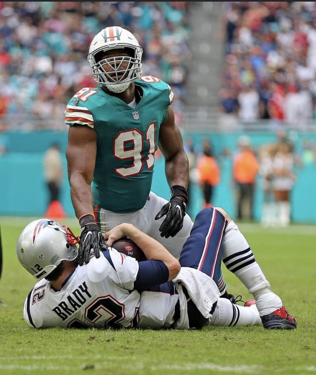 thefinstailgate's tweet photo. Happy Birthday to one of the greats to ever wear the Aqua and orange. Definitely one of the greatest in the last 20 years for certain. #Wakezilla #FinsUp #PhinsUp https://t.co/lvLapTGPUf