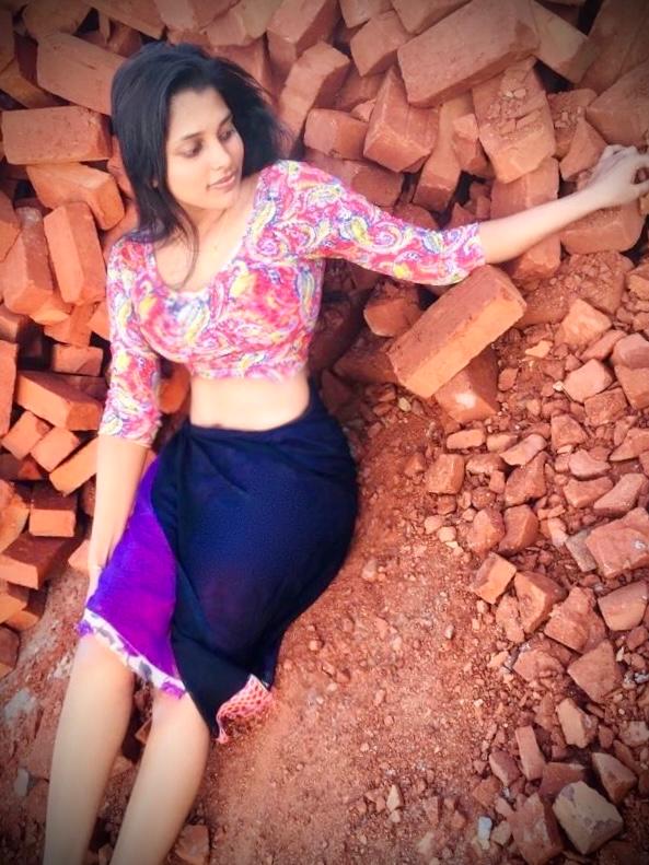 Chandrikarevati's tweet photo. Be as radiant as the sun 😎 https://t.co/Hvqcly8yI4