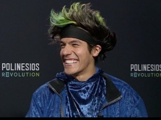 dreampolinesio's tweet photo. @PPTeamRafa feliz cumple mi vida que tengas un hermoso día y espero que la estés pasando increíble, te amo muchisimo💚. Gracias por sacarme sonrisas cuando estoy triste, no te imaginas las ganas de abrazarte y decirte cuanto te amo✨

#RafaFuturisticDay https://t.co/KRDsHrdiWe