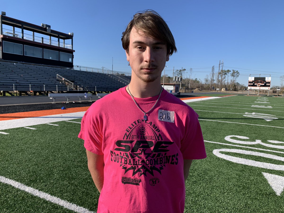 BHoward_11's tweet photo. 4 guys that stood out yesterday representing 3 states (LA, CA, TX). 

2023 - ATH - (@EricBeloneyJr1)
2023 - WR - (@justinw2023) 
2023 - QB - (@brayden_downen) 
2023 - DL - (@SuaLefotu) 

This group is talented but they each have something to prove size. All have #D1 interest. https://t.co/WpaEBXs43d