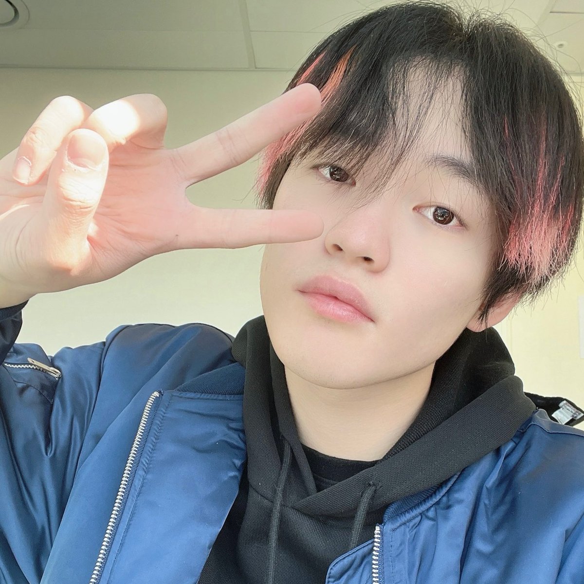 BrazilChenle's tweet photo. 📷 O cabelinho igual 😭 https://t.co/YGPdKTygUU