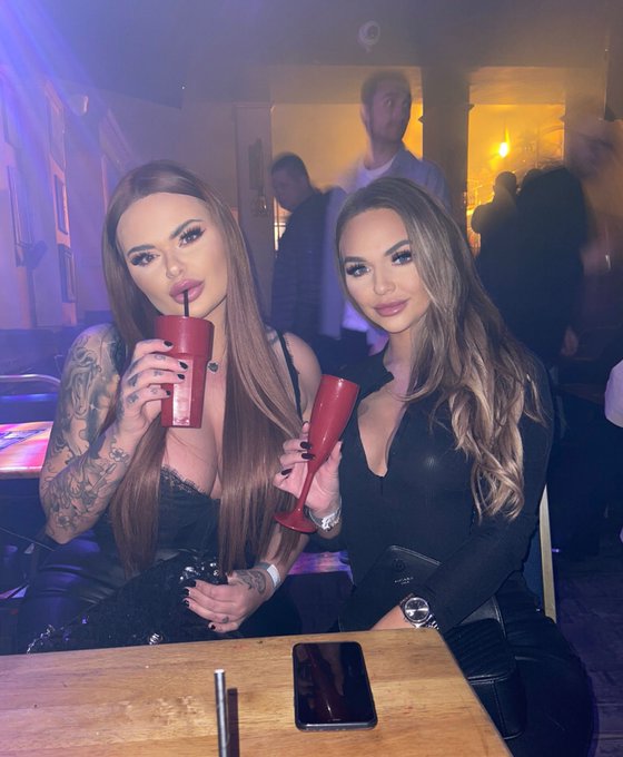 My soul sister @LexieEssex 🖤 https://t.co/ztG2cl8t3E<a class="tags" target="_blank" title="On Twitter" href="/?out=eyJ0eXAiOiJKV1QiLCJhbGciOiJIUzUxMiJ9.eyJpYXQiOjE3MjE3MzAxMTgsImlzcyI6InR3cG9ybnN0YXJzLmNvbSIsIm5iZiI6MTcyMTczMDExOCwiZXhwIjoxNzUzMjY2MTE4LCJyZWRpcmVjdF91cmwiOiJodHRwczovL3R3aXR0ZXIuY29tL0xleGllRXNzZXgifQ.ttpY1b6FAcxeG6A68QOYkAnSeyAWpIRn4V20_uXi0MbCskv0FytbgI-hCFDxax0TfobXyRgubmkeeDW9ff00ew">@LexieEssex</a><a href="/tag/mufc"class="tags"><span>#mufc</span></a><a href="/tag/afc"class="tags"><span>#afc</span></a><a href="/tag/arsenal"class="tags"><span>#arsenal</span></a><a href="/tag/manunited"class="tags"><span>#manunited</span></a><a href="/tag/coyg"class="tags"><span>#coyg</span></a>