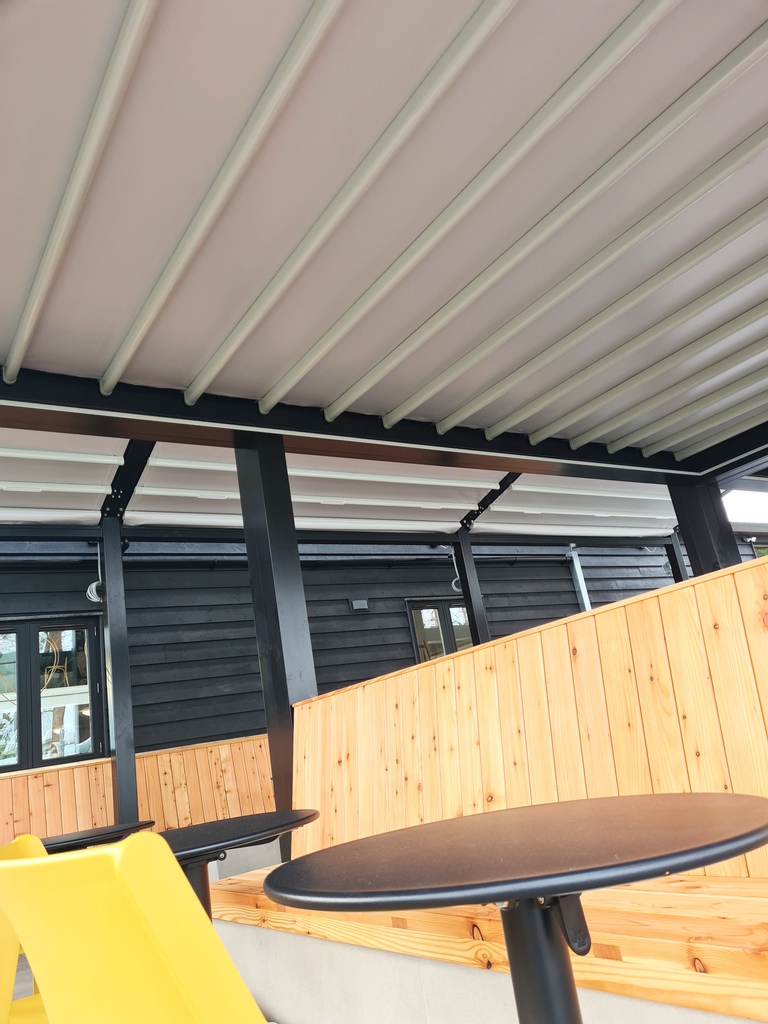 Suffolk Food Hall tweet media