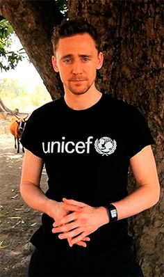 #Hiddlestoners ASSEMBLE!! <a href="/HiddlestonersHH/">Hiddlestoners Have ♥</a>'s annual fundraiser for #UNICEF in honour of #TomHiddleston's birthday runs until February 28th - though the JustGiving page is active all year round. If you can - please donate - any amount helps.
justgiving.com/fundraising/hi… 
#TH41
#HHH
