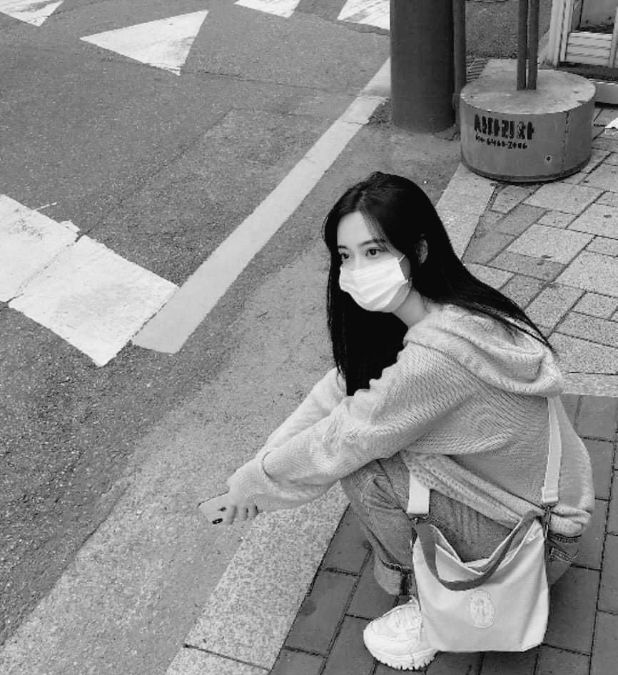 _liveforhee's tweet photo. — Over Again —

a filo lee heeseung x oc au where in; https://t.co/KEEyAYmejC