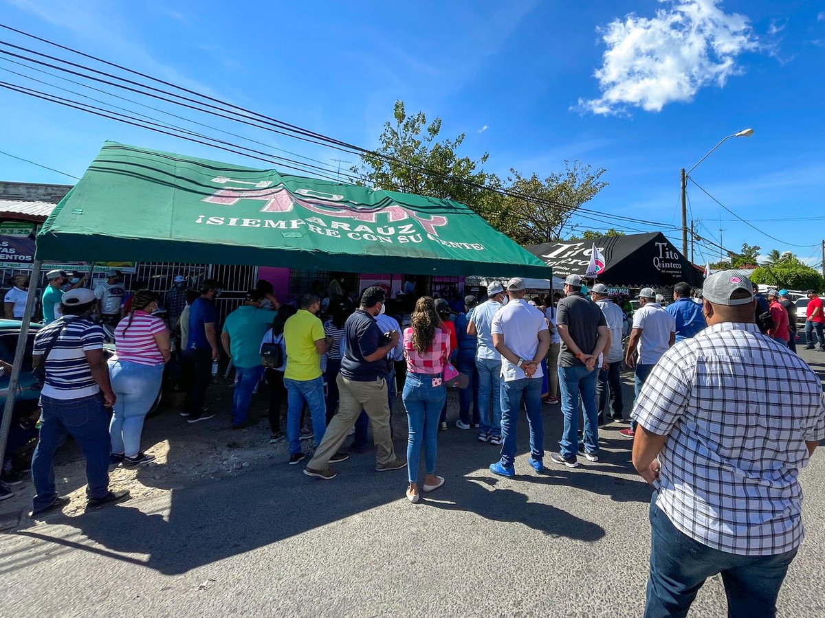 CaDemocratico's tweet photo. 🔛 Iniciamos reunión de organización en David, circuito 4-1, con presencia de @romuloroux.

➡️ Seguimos trabajando en acciones como organización política dirigidas a la consecución, defensa y protección del bien común de todos los panameños. #SomosElCambio https://t.co/GYPnPZRwLH