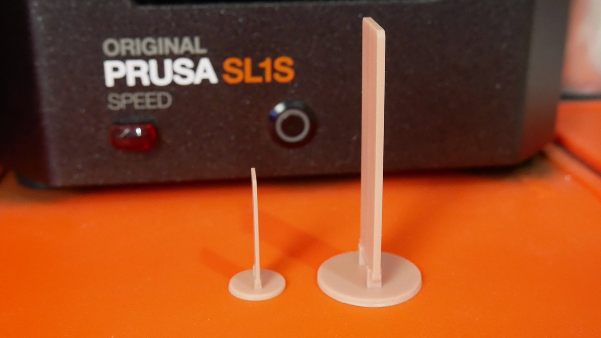 de3dprintman's tweet photo. I made these 1/43 and 1/8 scale F1 Parce Ferme signes in @adskFusion360 and printed these two test pieces on the #PrusaSL1SSpeed by @josefprusa in #Liqcreate Premium Model (Custom skin tone color). They came out great so time to print a large batch. Just two hours per set.

#3dp https://t.co/k7I8GtcnI2